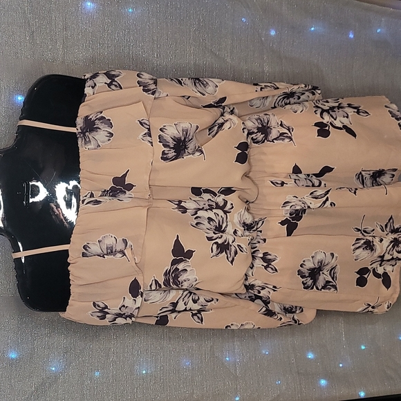 Charlotte Russe Dresses & Skirts - Charlotte Russe Dress